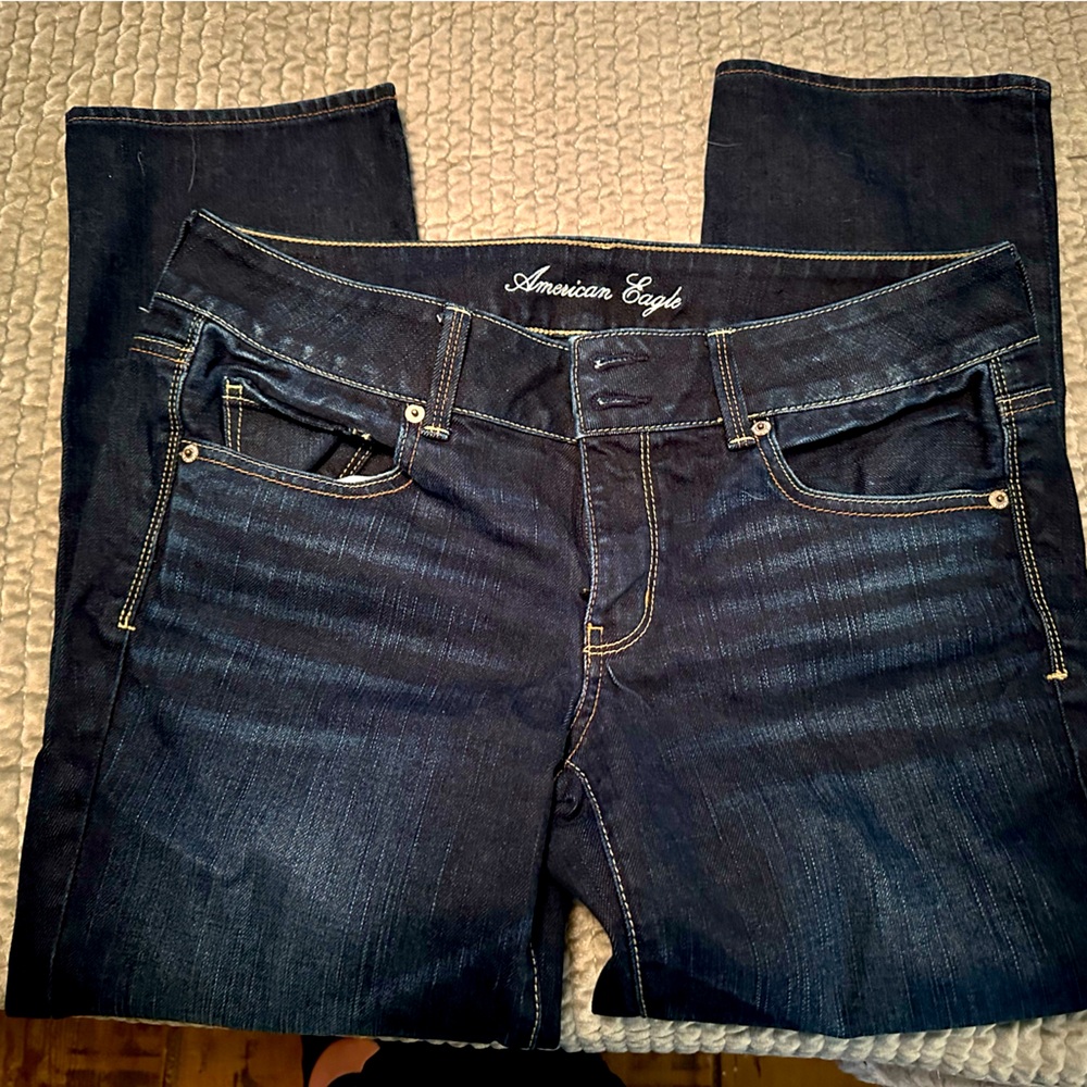 American Eagle Artist Cropped